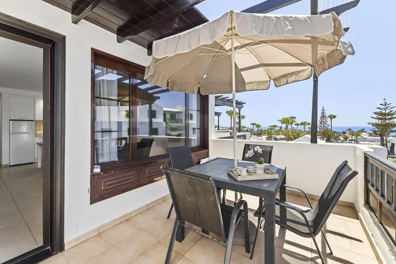 Casahost Bastian Boutique I Seaview Apartment Costa Teguise 0*,  Spain